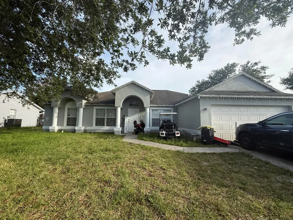 742 NW Bayard Avenue Port St Lucie FL 34983