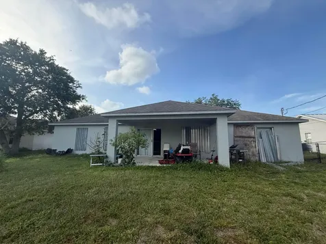 742 NW Bayard Avenue Port St Lucie FL 34983