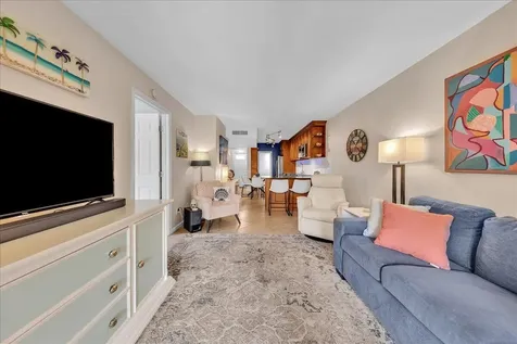 2965 NE 8th Terrace Oakland Park FL 33334