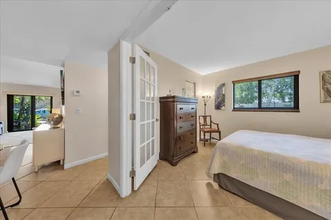 2965 NE 8th Terrace Oakland Park FL 33334