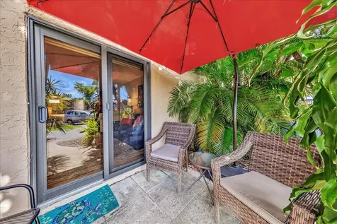 2965 NE 8th Terrace Oakland Park FL 33334