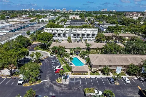 2965 NE 8th Terrace Oakland Park FL 33334