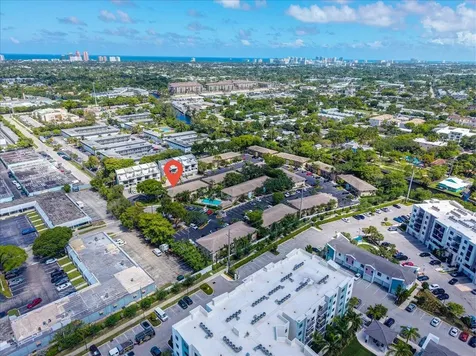 2965 NE 8th Terrace Oakland Park FL 33334