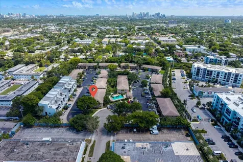 2965 NE 8th Terrace Oakland Park FL 33334