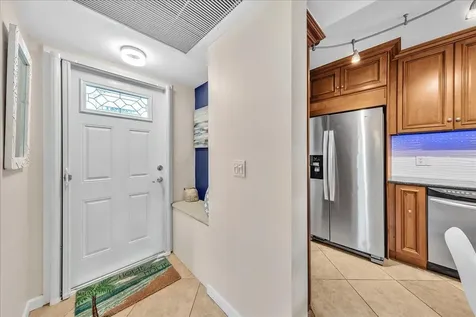 2965 NE 8th Terrace Oakland Park FL 33334