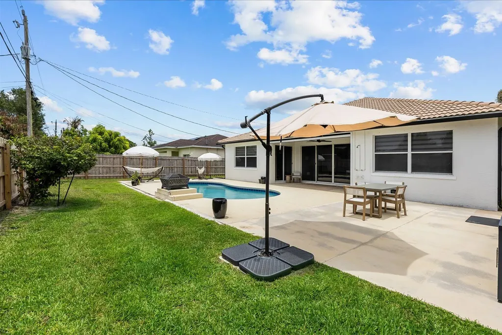 1456 SW Devera Avenue Port St Lucie FL 34953