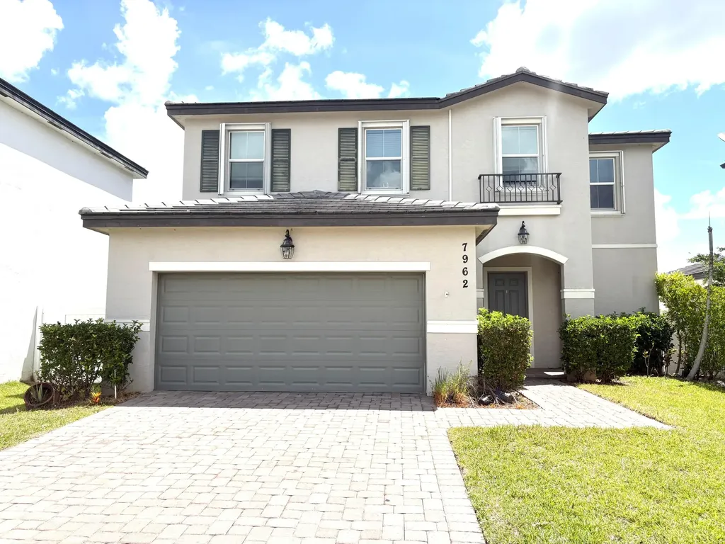 7962 NW Greenbank Circle Port St Lucie FL 34987