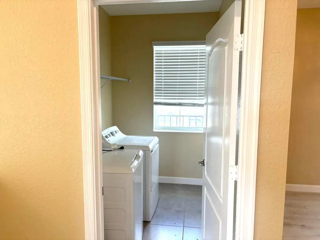 7962 NW Greenbank Circle Port St Lucie FL 34987