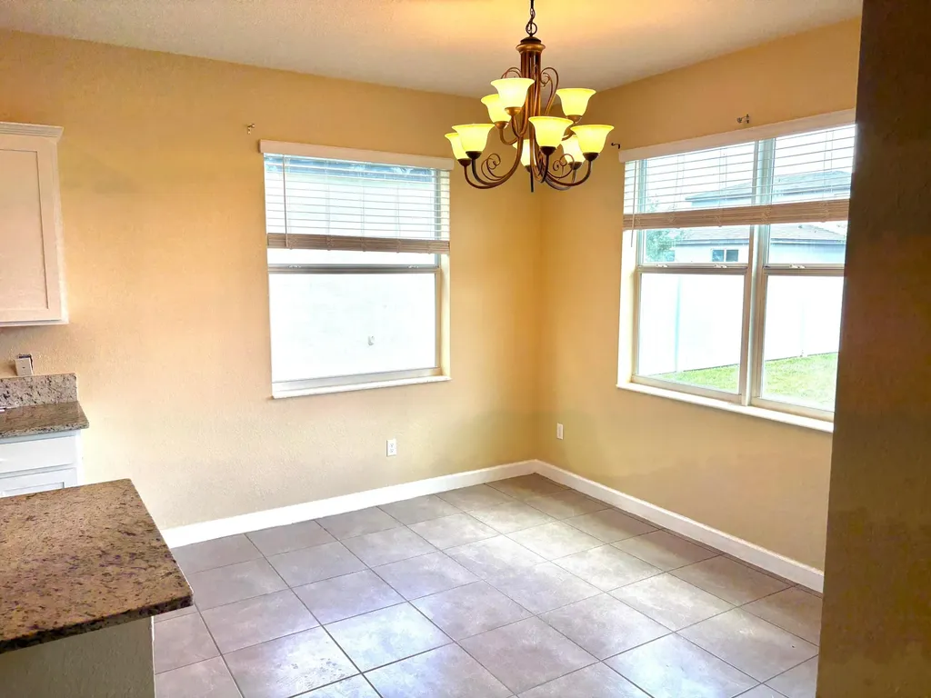 7962 NW Greenbank Circle Port St Lucie FL 34987