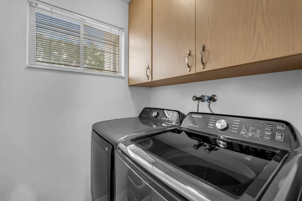 2347 N 37th Avenue Hollywood FL 33021