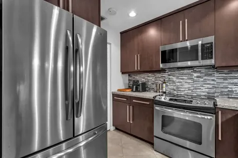 2347 N 37th Avenue Hollywood FL 33021