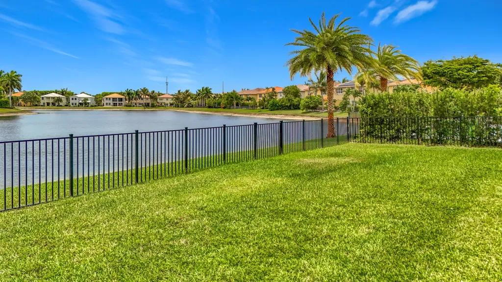 9508 Phipps Lane Wellington FL 33414