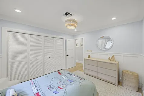 621 Apple Tree Lane Boca Raton FL 33486