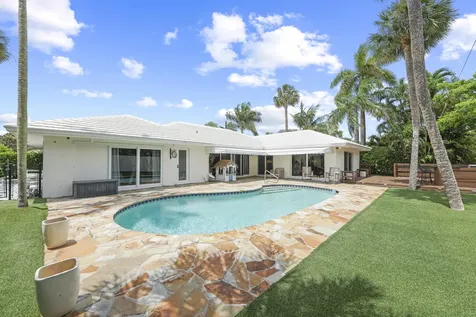 621 Apple Tree Lane Boca Raton FL 33486