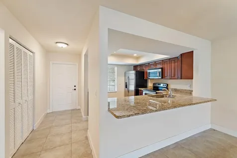 109 Doe Trail Jupiter FL 33458
