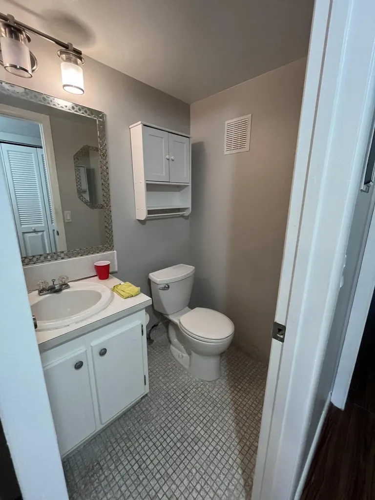 119 E Westbury E Deerfield Beach FL 33442