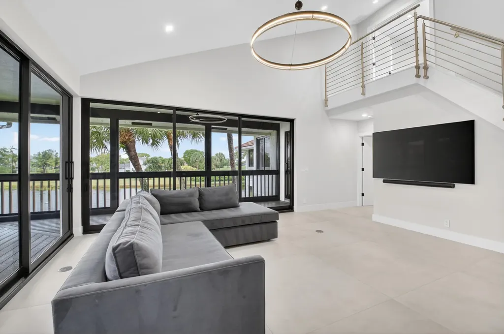 19221 Sabal Lake Drive Boca Raton FL 33434
