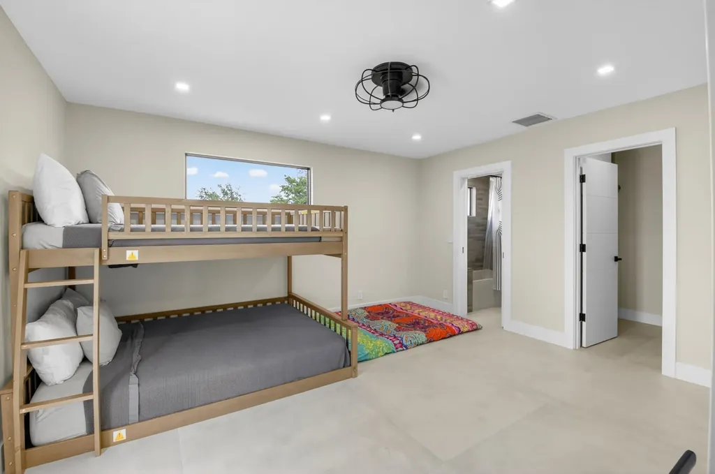 19221 Sabal Lake Drive Boca Raton FL 33434