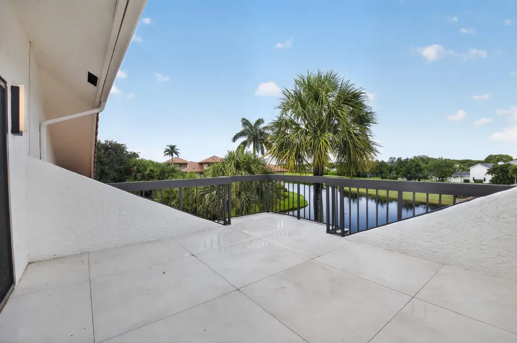 19221 Sabal Lake Drive Boca Raton FL 33434