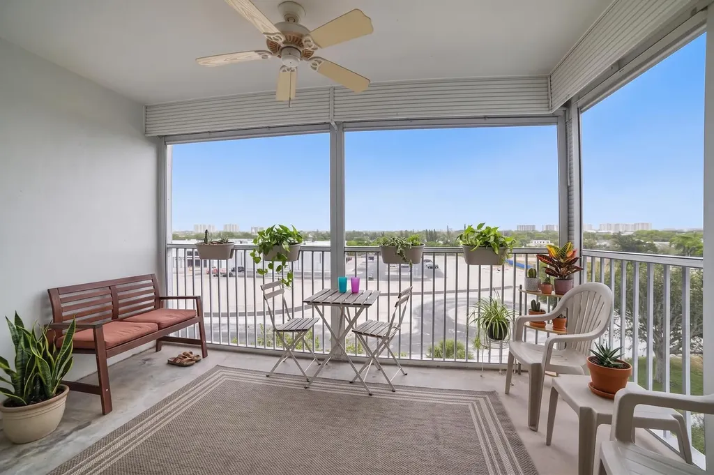 5700 NW 2nd Avenue Boca Raton FL 33487