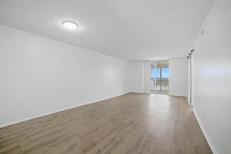 5700 NW 2nd Avenue Boca Raton FL 33487