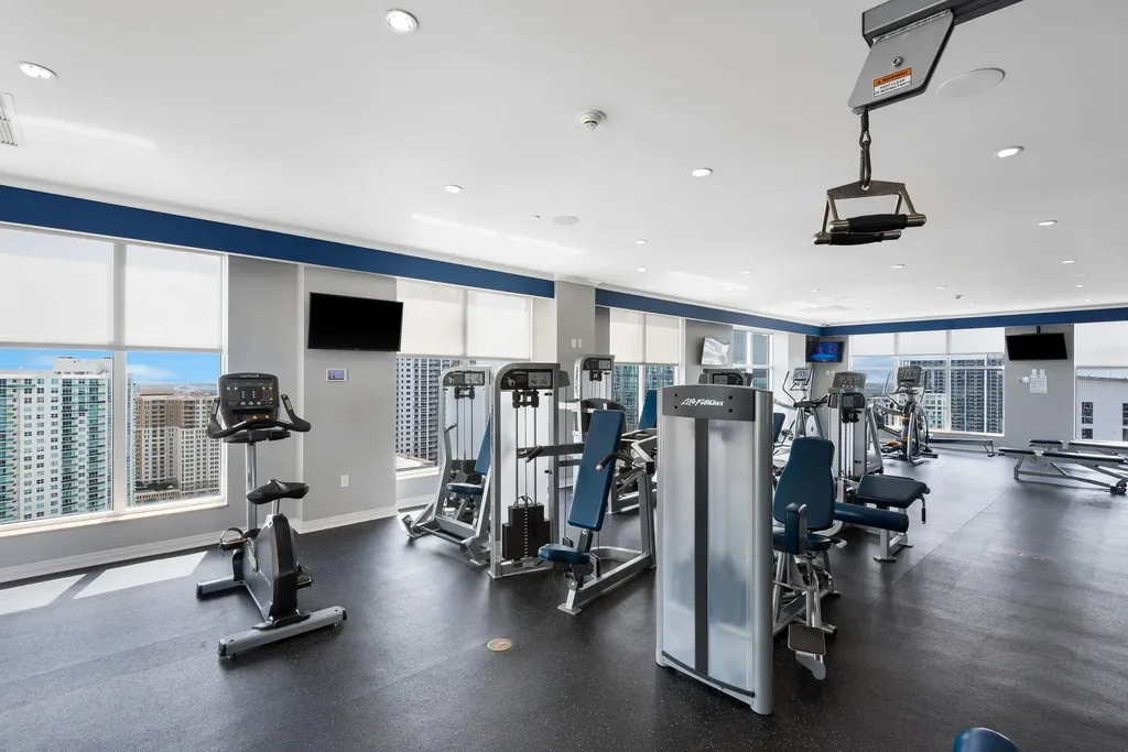 350 SE 2nd Street Fort Lauderdale FL 33301