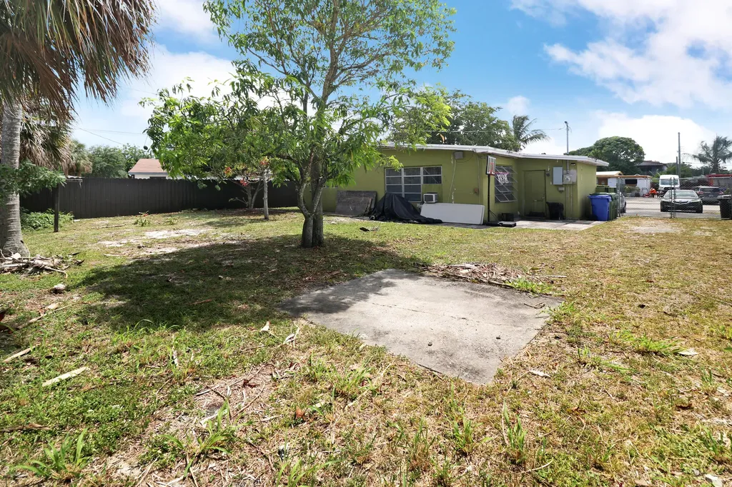 1706 NW 26th Avenue Fort Lauderdale FL 33311