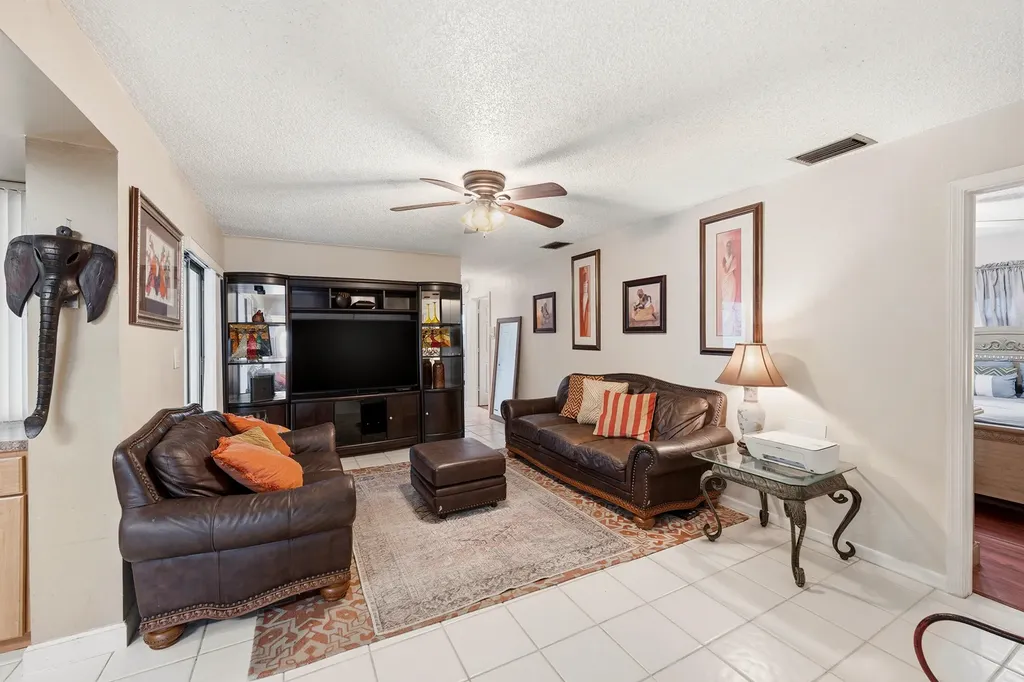 11748 NW 28th Street Coral Springs FL 33065