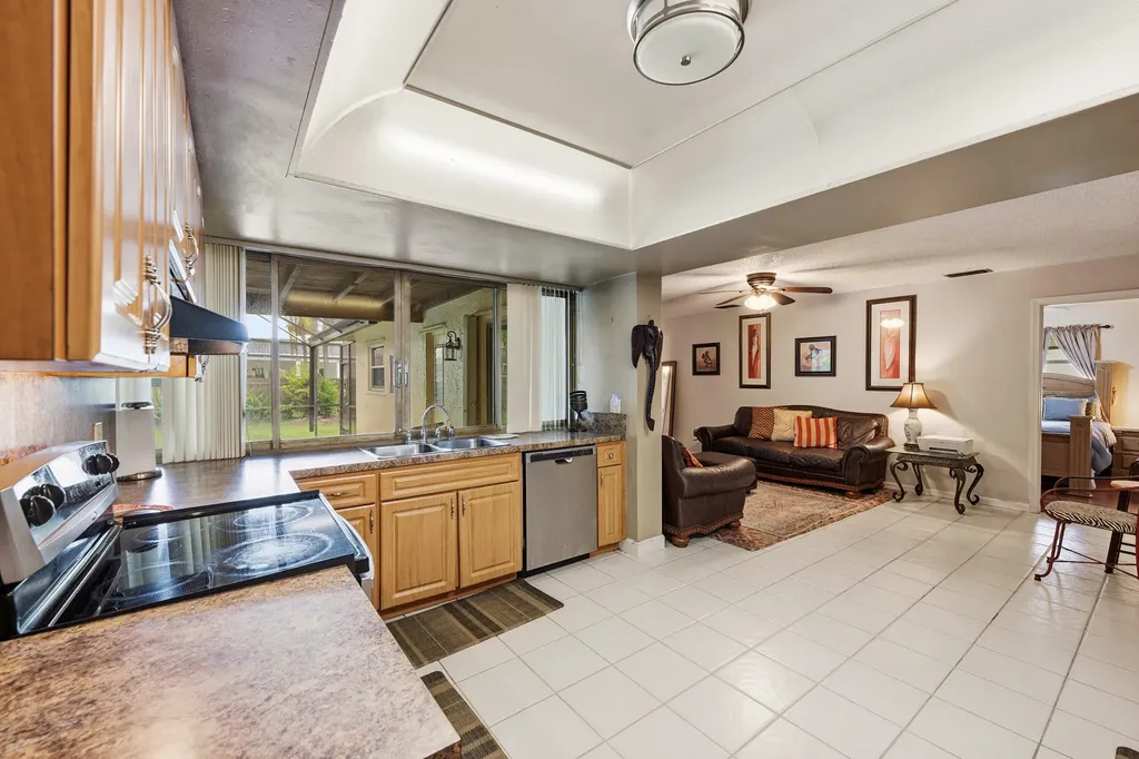 11748 NW 28th Street Coral Springs FL 33065