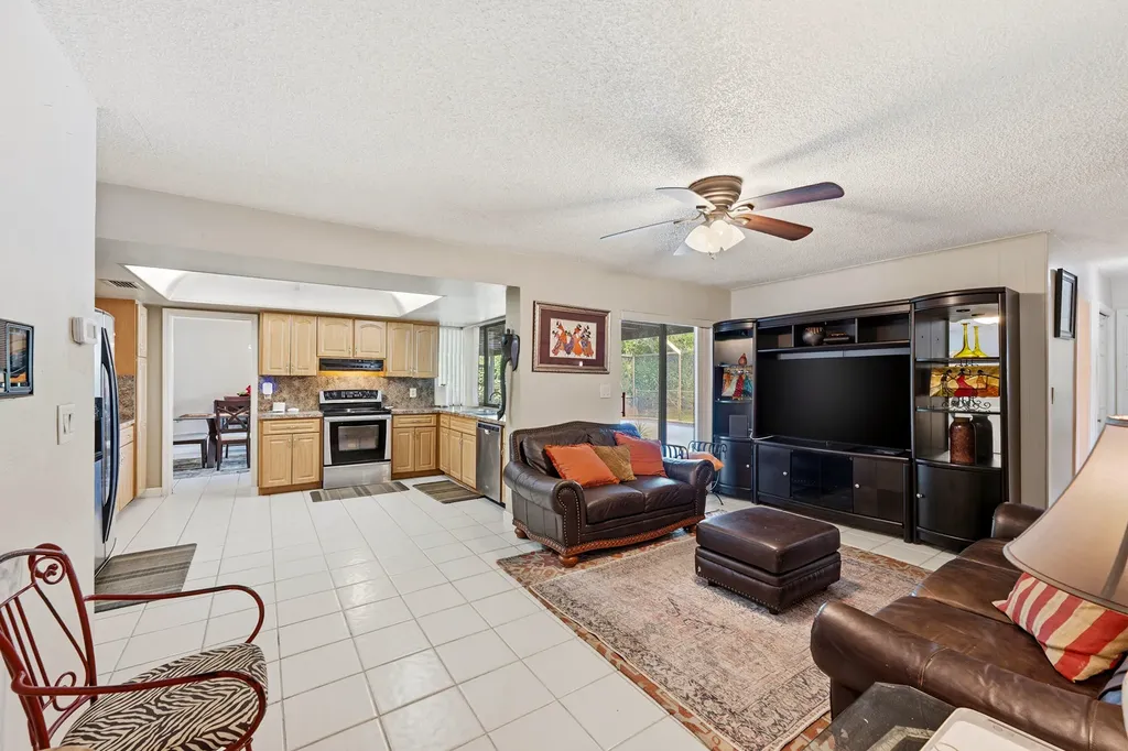 11748 NW 28th Street Coral Springs FL 33065