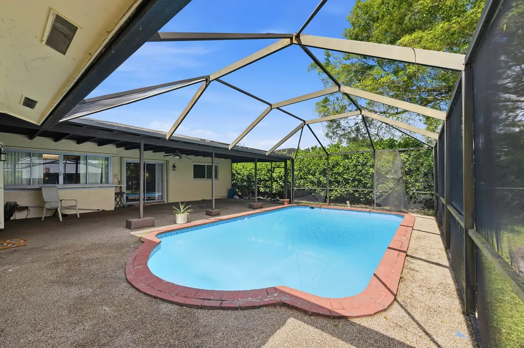 11748 NW 28th Street Coral Springs FL 33065