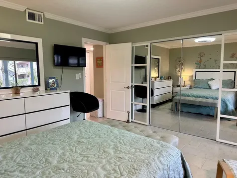 2721 Garden Drive N Lake Worth FL 33461