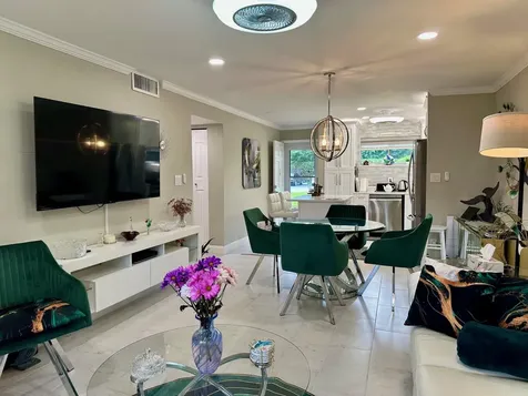 2721 Garden Drive N Lake Worth FL 33461