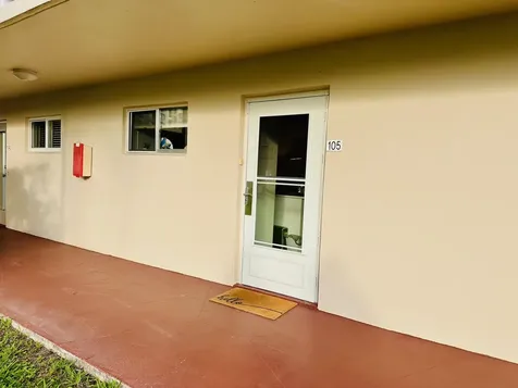 2721 Garden Drive N Lake Worth FL 33461