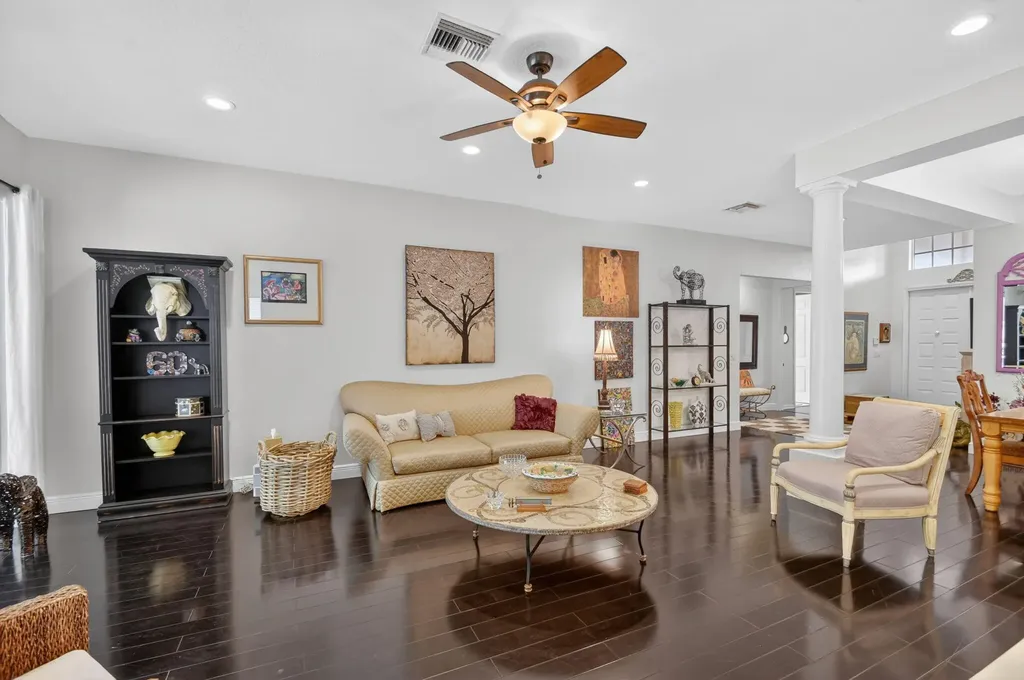 198 Bella Vista Way Royal Palm Beach FL 33411