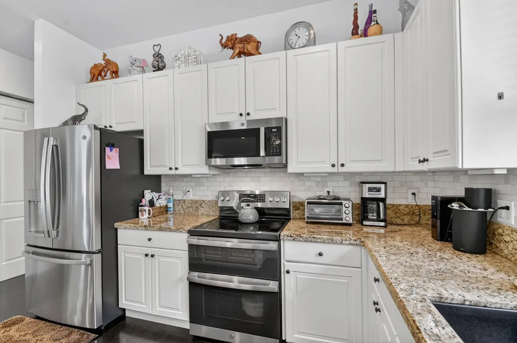 198 Bella Vista Way Royal Palm Beach FL 33411