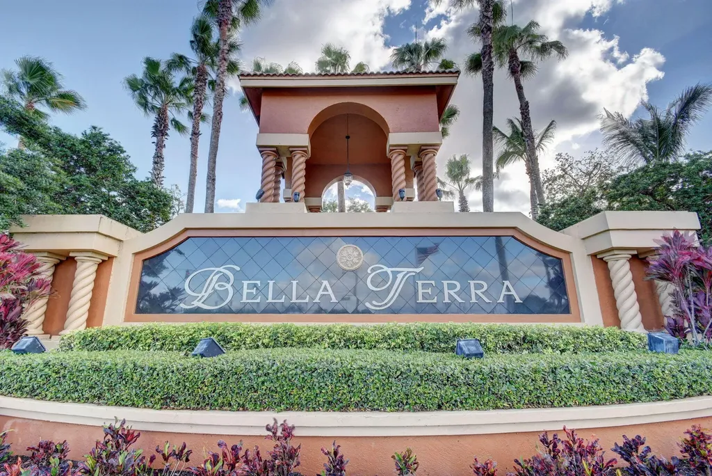 198 Bella Vista Way Royal Palm Beach FL 33411