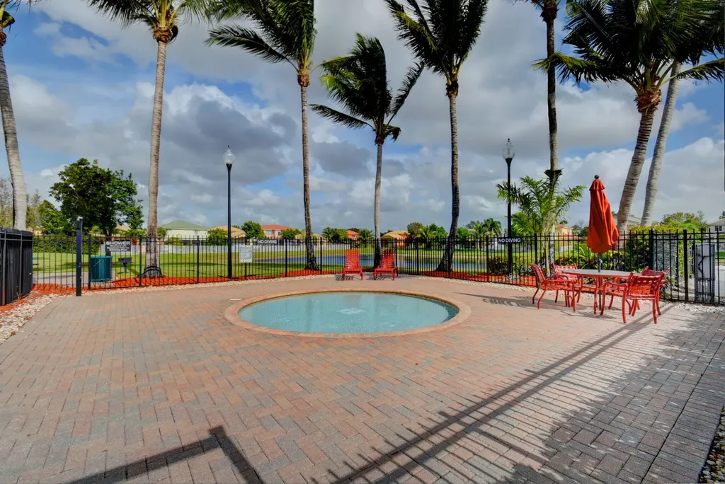 198 Bella Vista Way Royal Palm Beach FL 33411