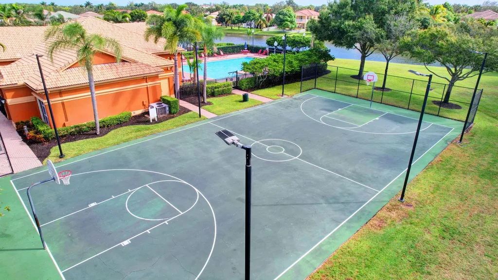 198 Bella Vista Way Royal Palm Beach FL 33411