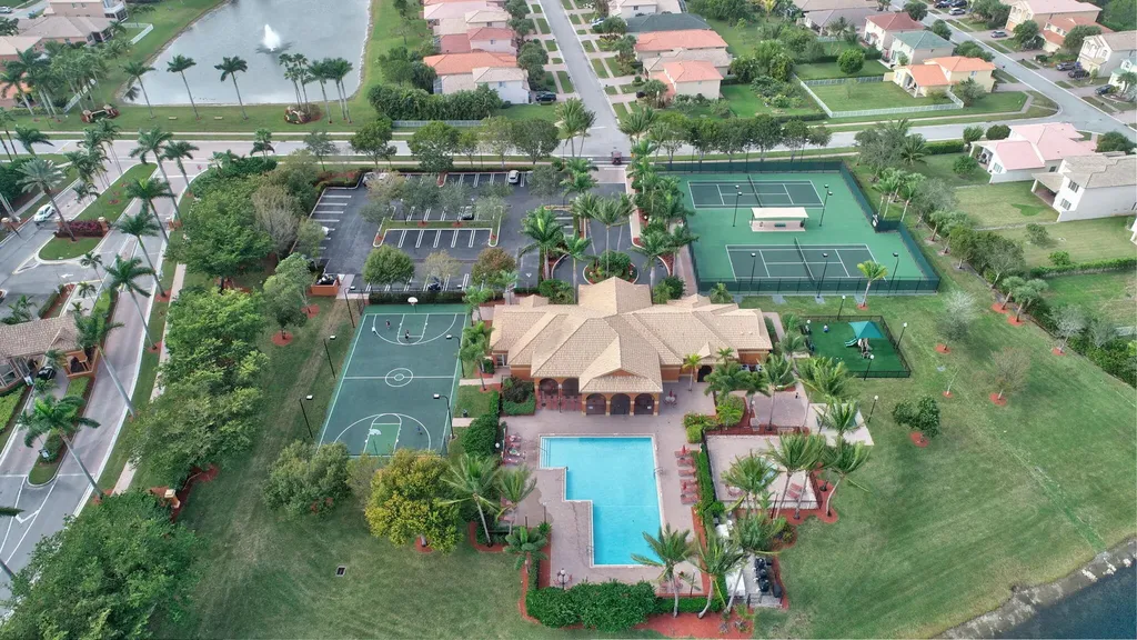 198 Bella Vista Way Royal Palm Beach FL 33411