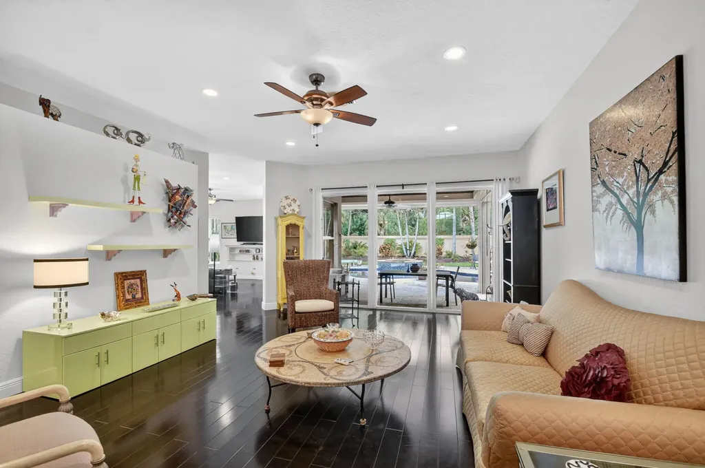 198 Bella Vista Way Royal Palm Beach FL 33411