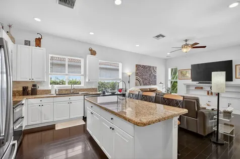 198 Bella Vista Way Royal Palm Beach FL 33411