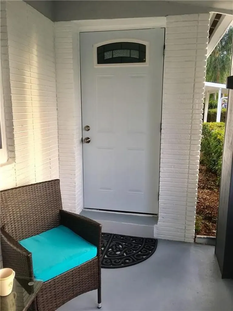 4580 NE 3rd Avenue Oakland Park FL 33334