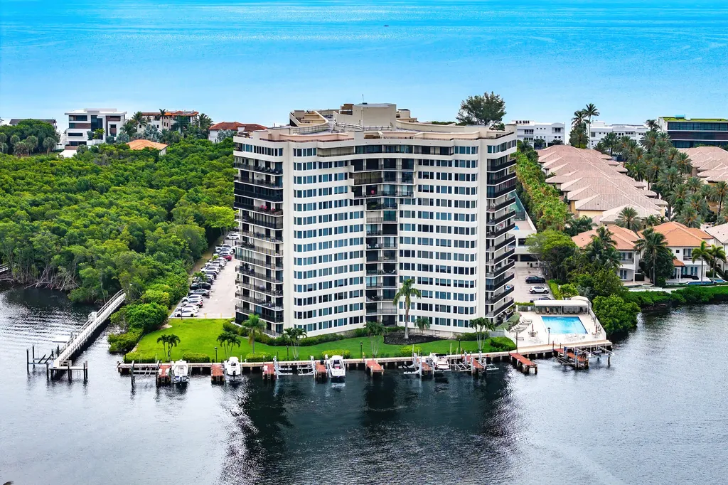 3912 S Ocean Boulevard Highland Beach FL 33487