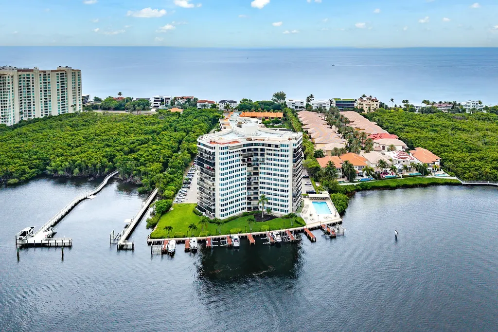 3912 S Ocean Boulevard Highland Beach FL 33487