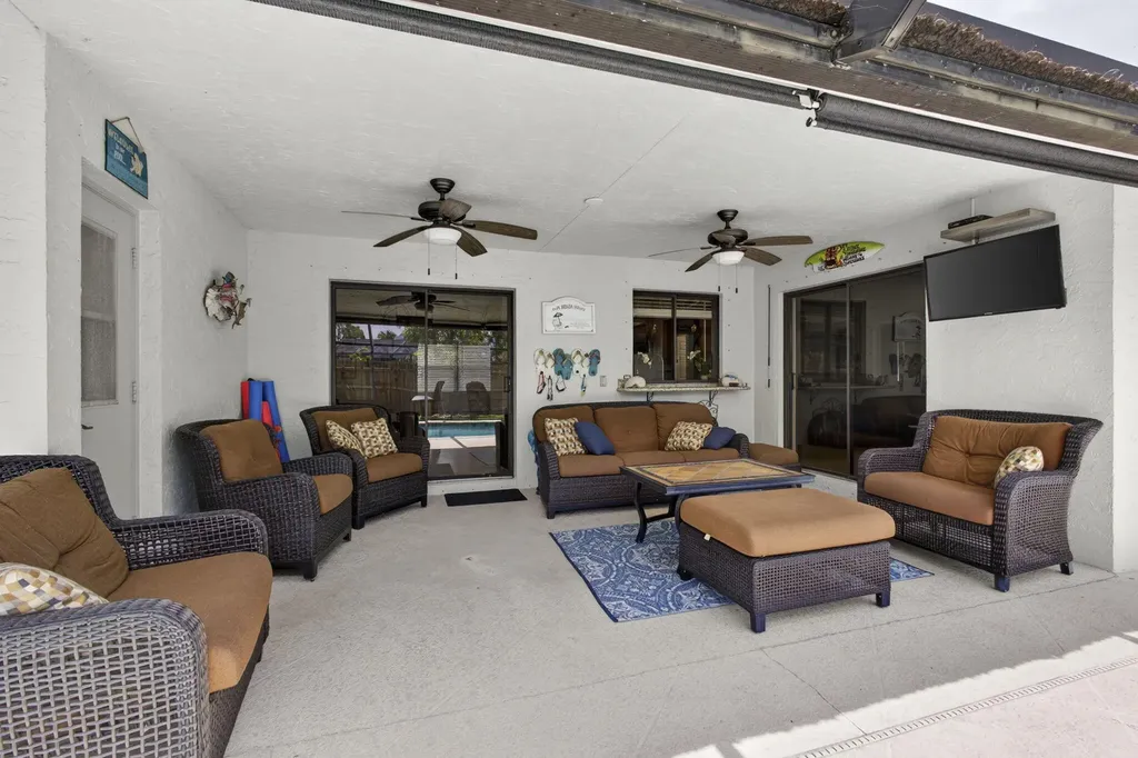 559 Azure Avenue Wellington FL 33414