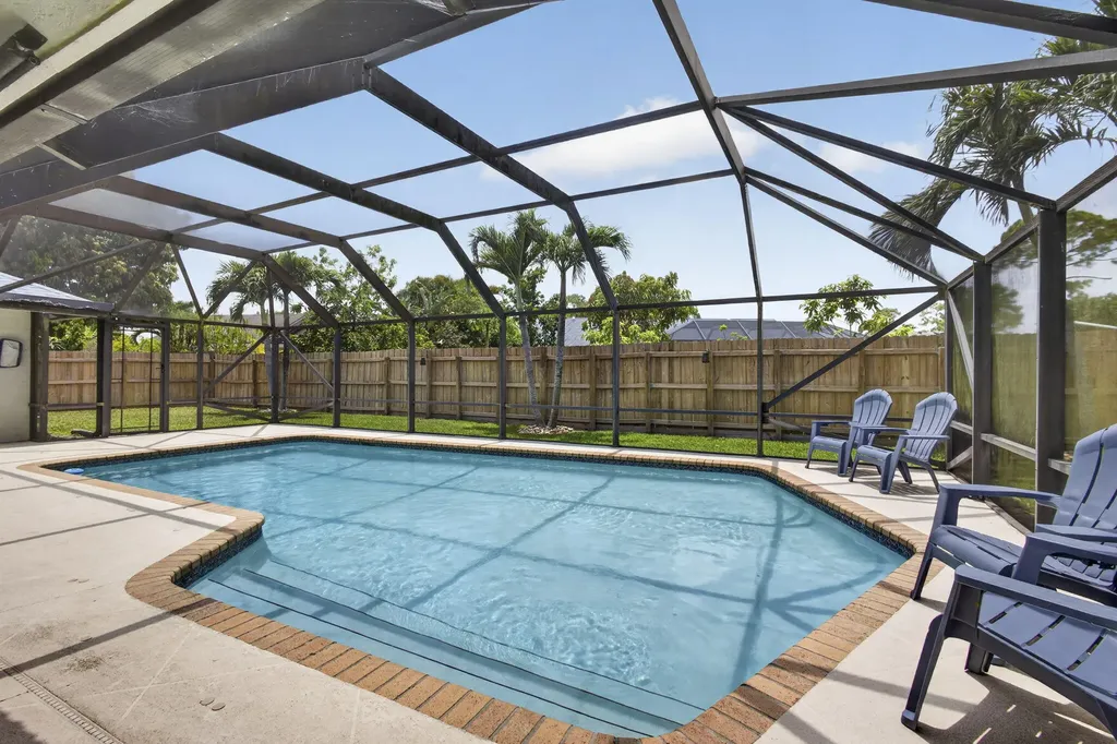 559 Azure Avenue Wellington FL 33414