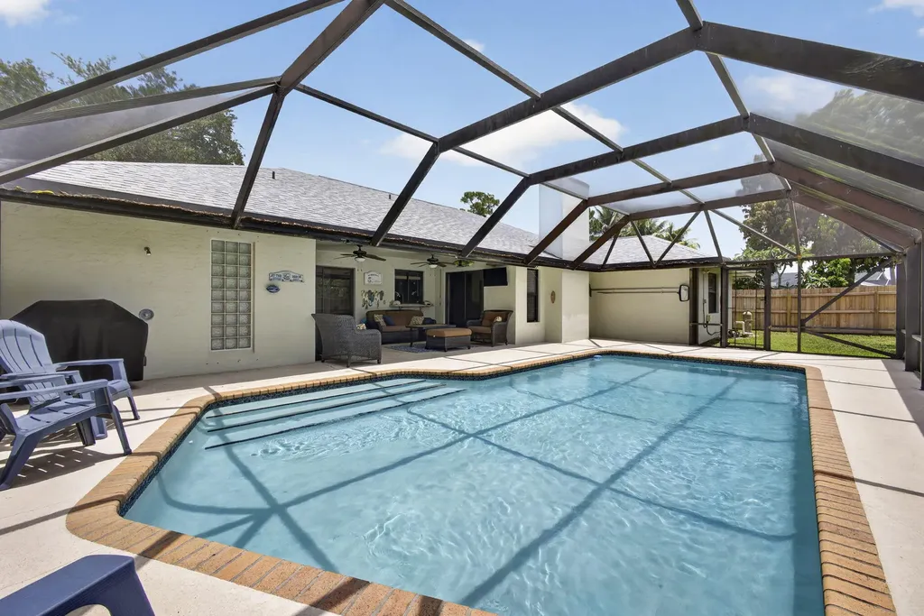 559 Azure Avenue Wellington FL 33414