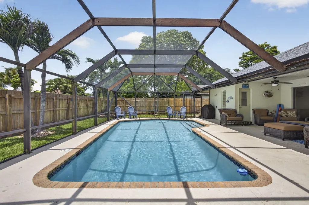 559 Azure Avenue Wellington FL 33414