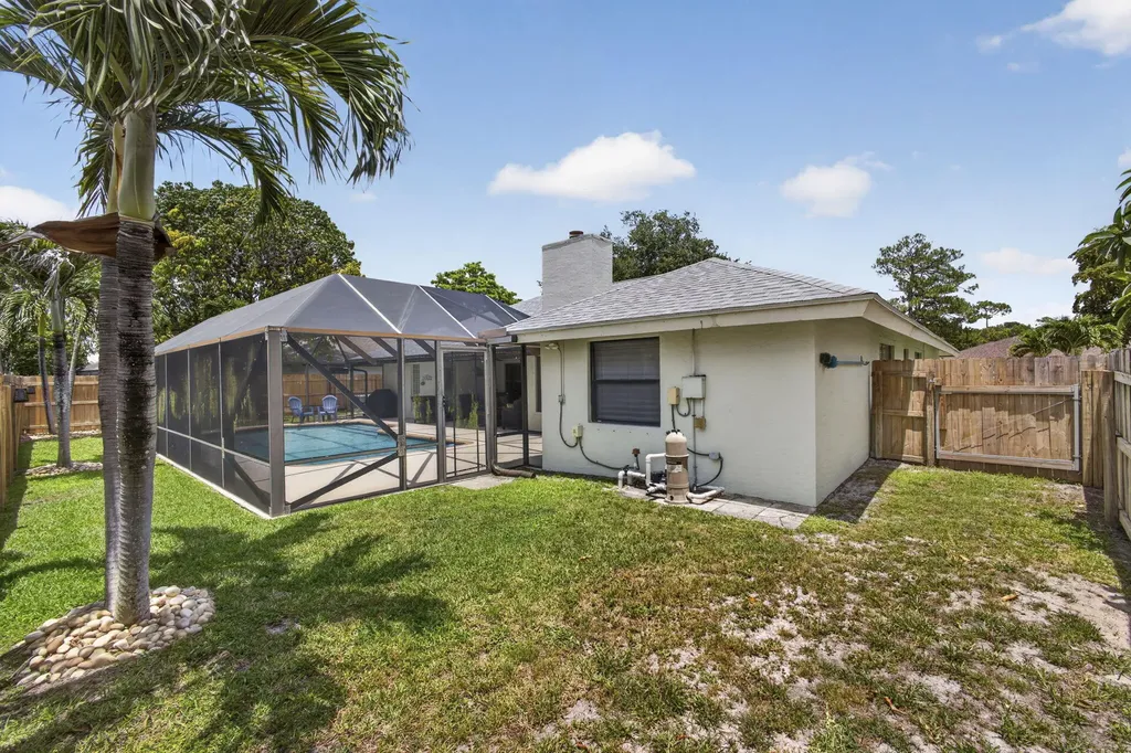 559 Azure Avenue Wellington FL 33414